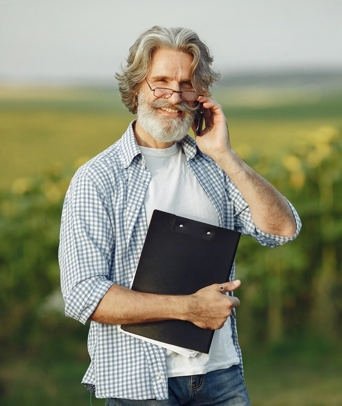 Asesor Smartdrop en campo agrícola